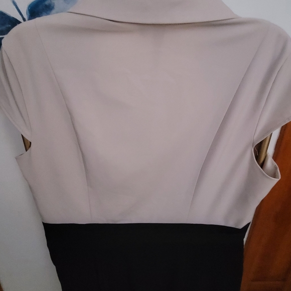 Calvin klein dress. - Picture 3 of 11